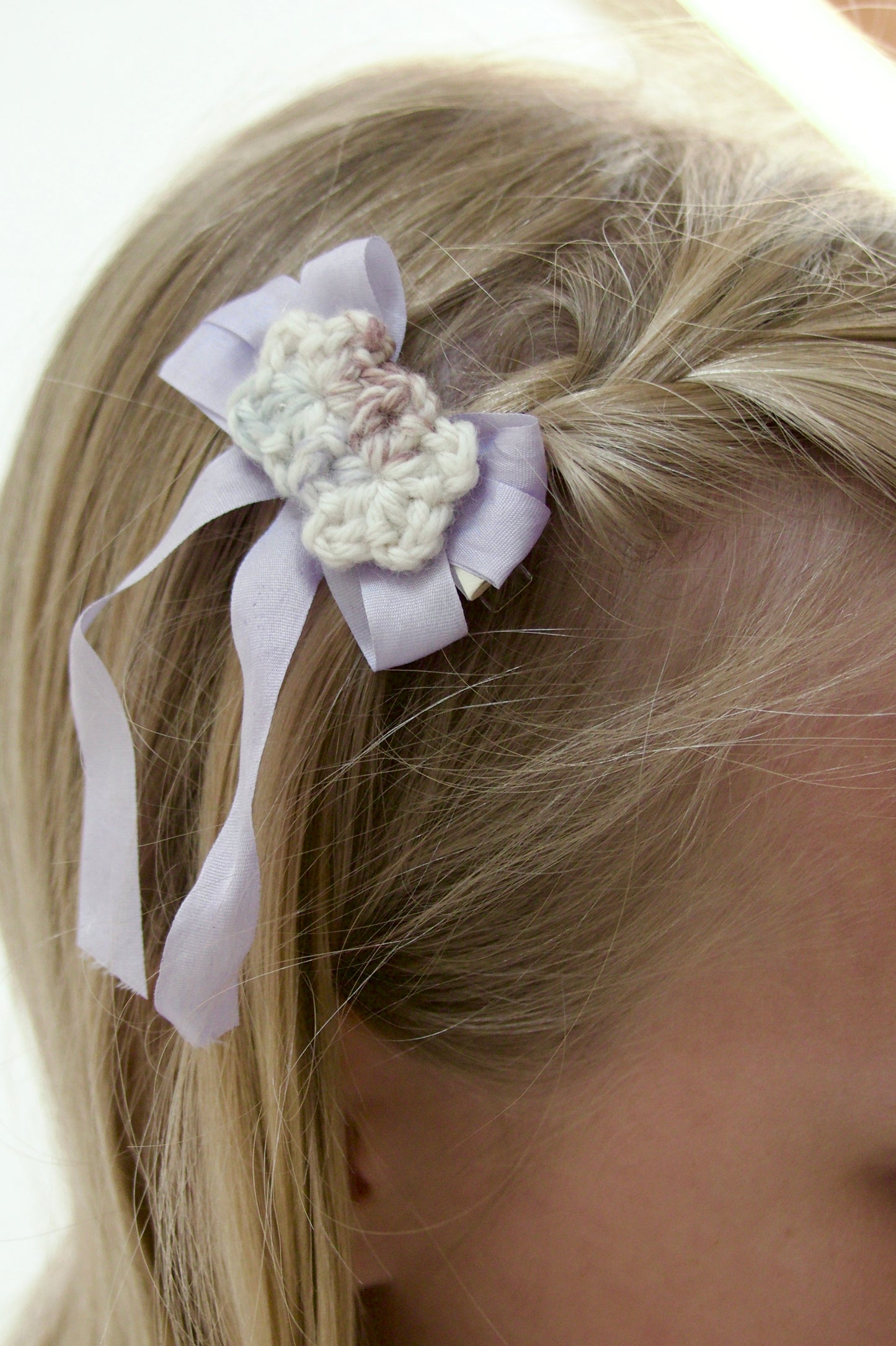 crochet flower hair clips . watercolor