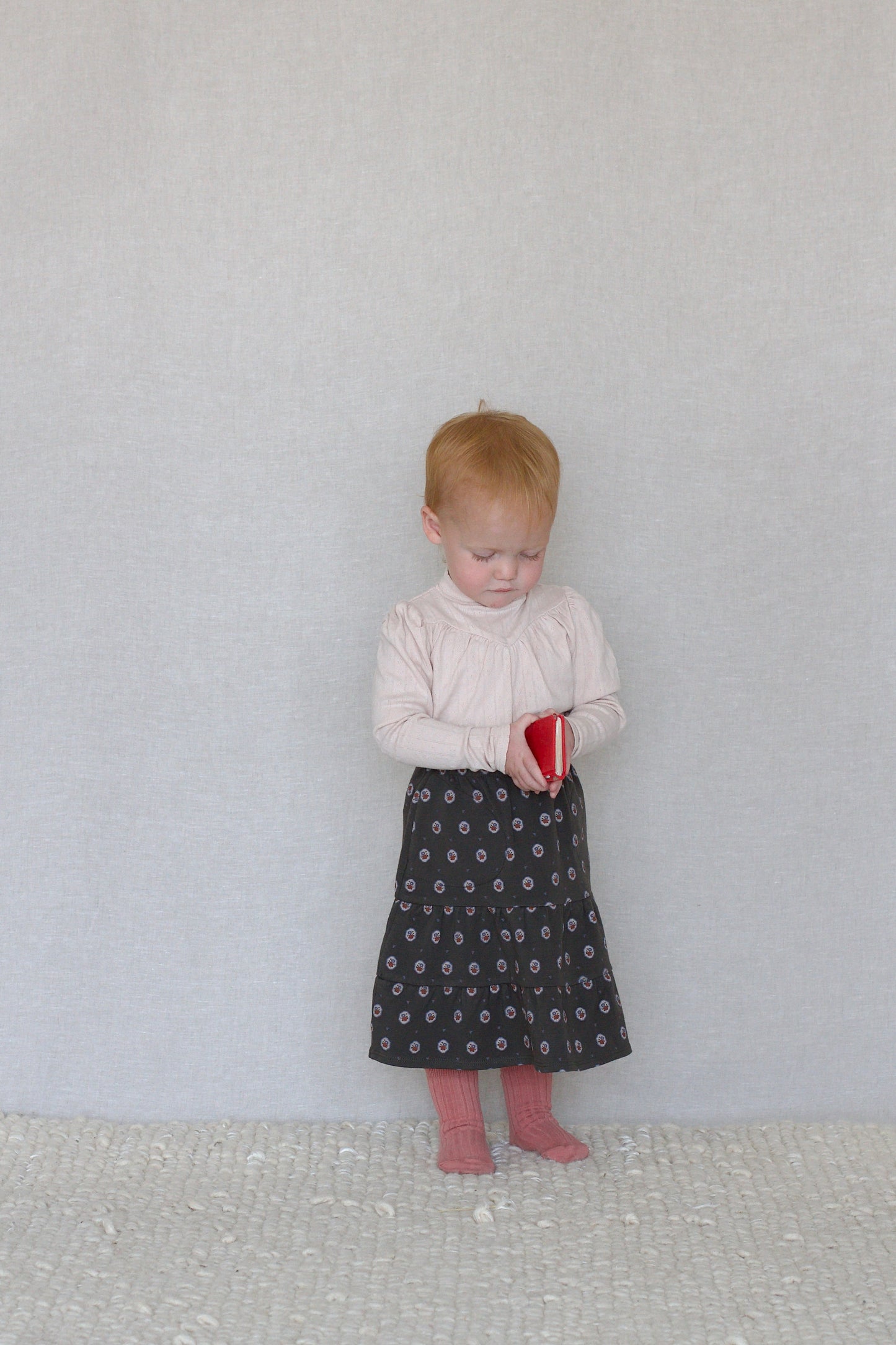 pima tiered skirt. coal cameo floral