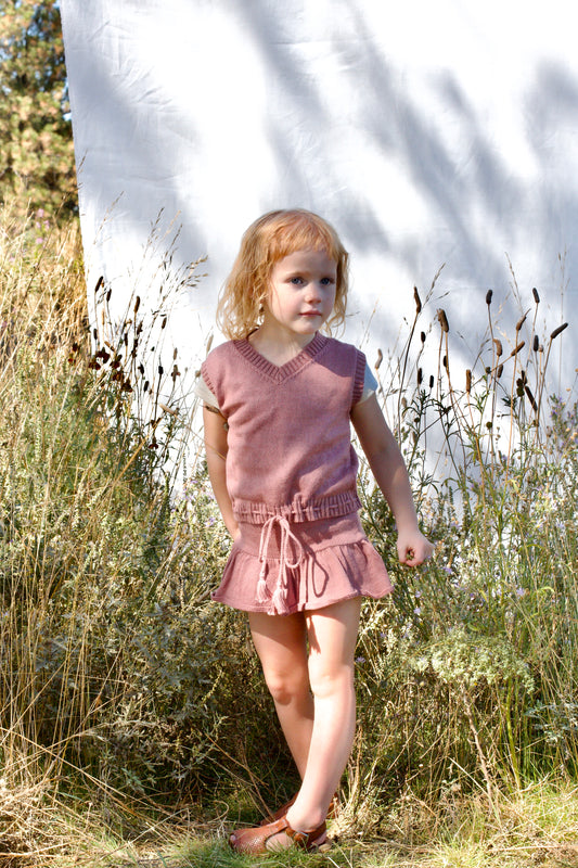 fine-knit vest . burlwood