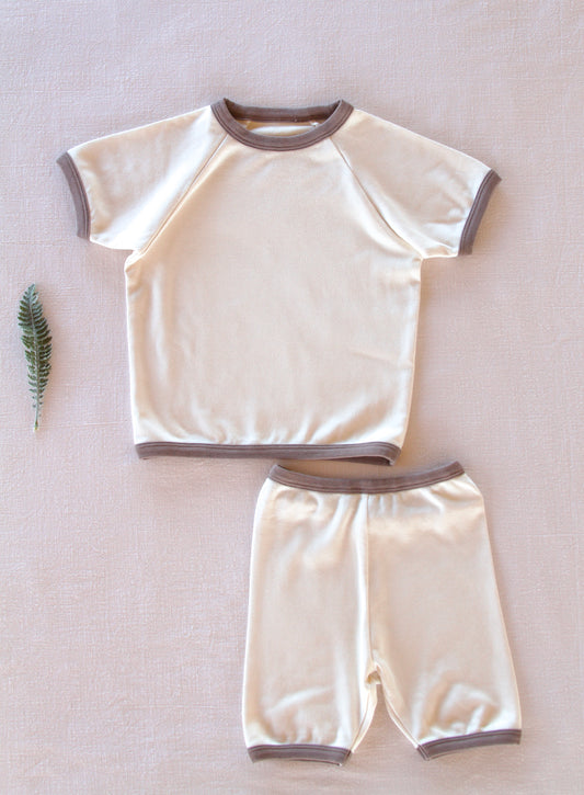 ringer tee playset . natural