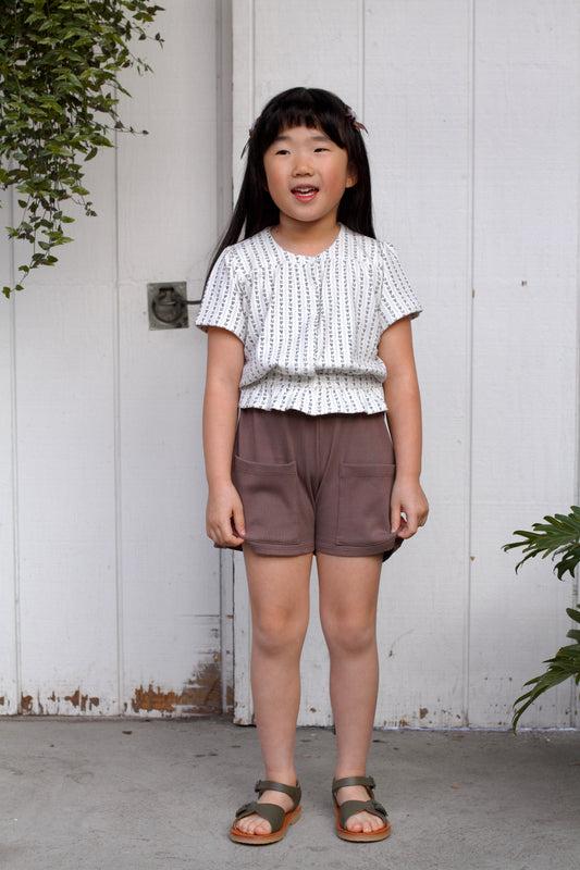 ribbed pocket shorts . silt