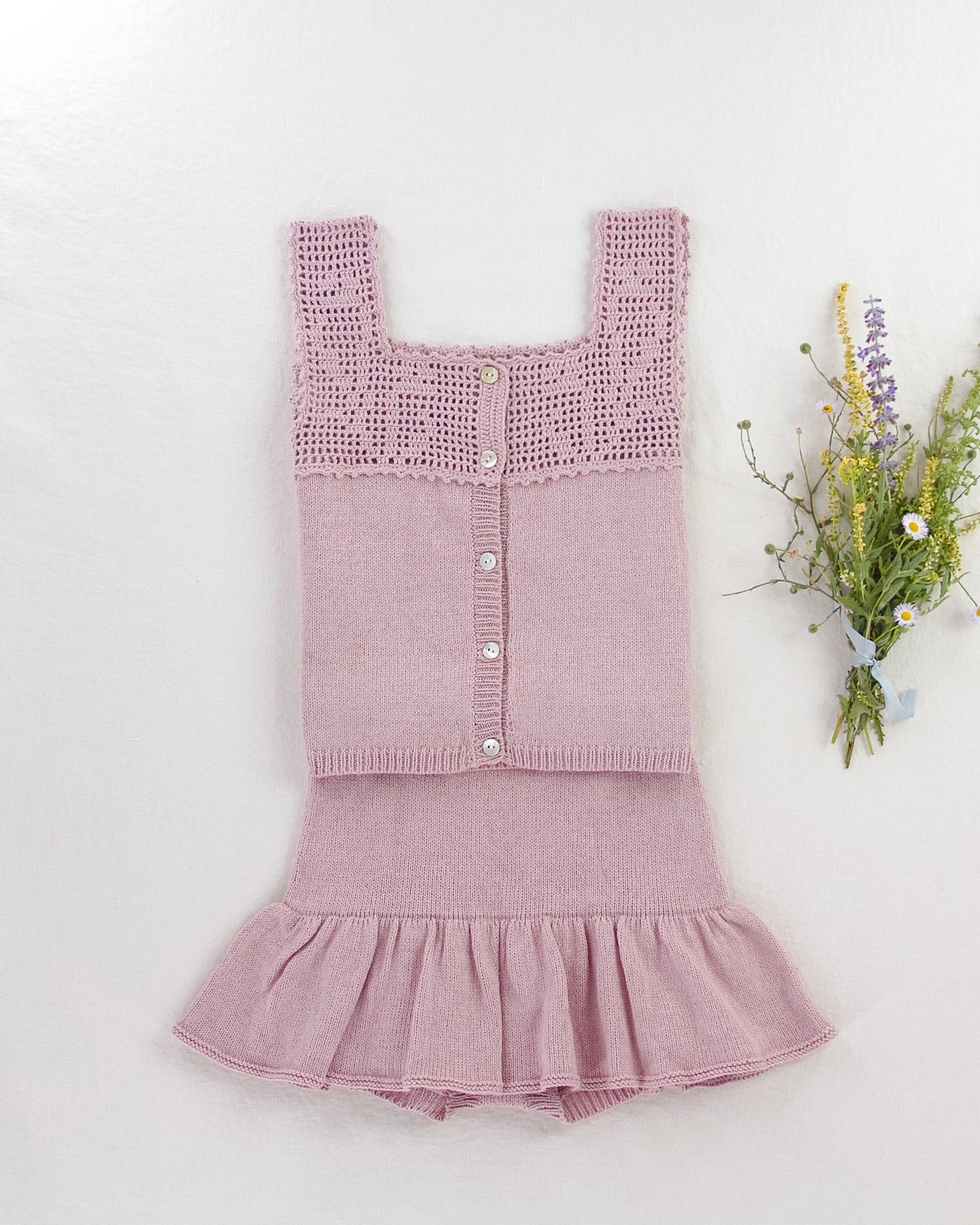 botanical crochet top . lilac