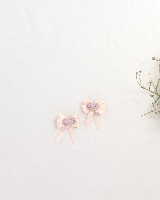 floral crochet hair clips . lilac / linen