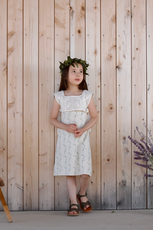 botanical crochet pinny . ivory