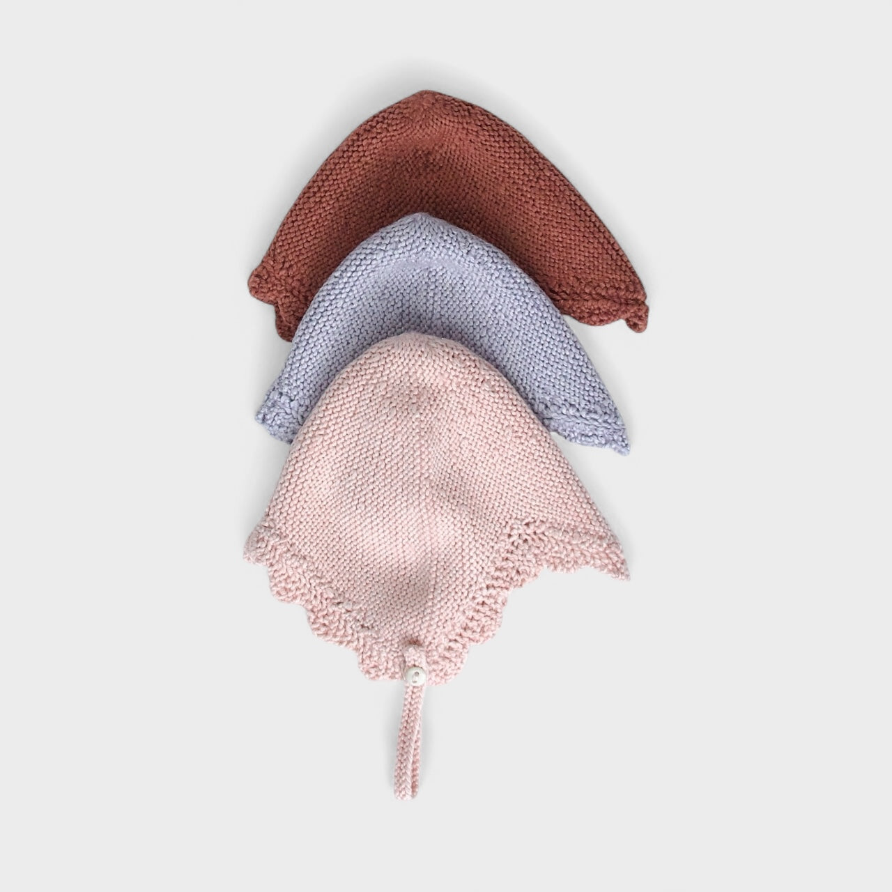 lace-edge cap . madder root