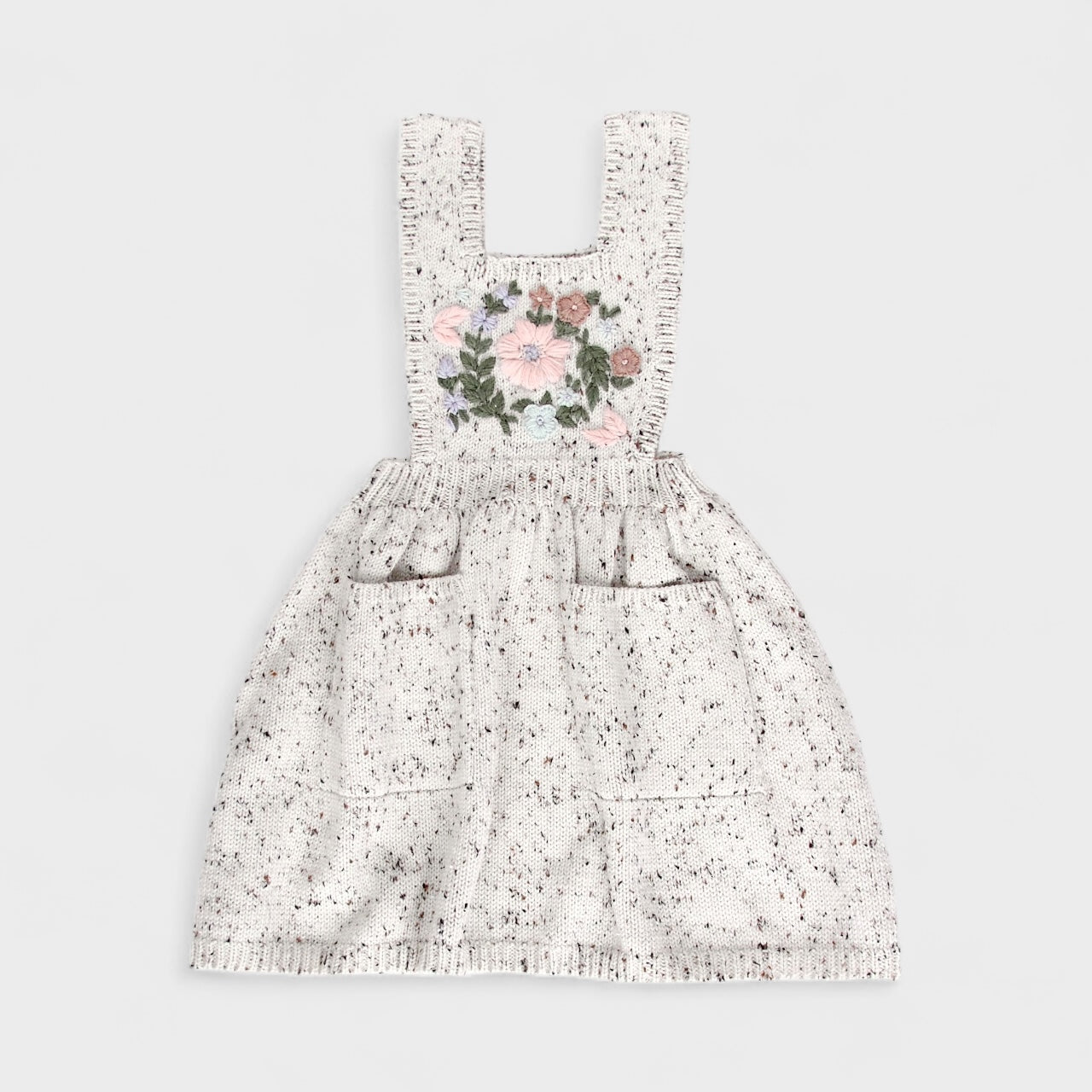 bouquet pinafore . snowdrop tweed