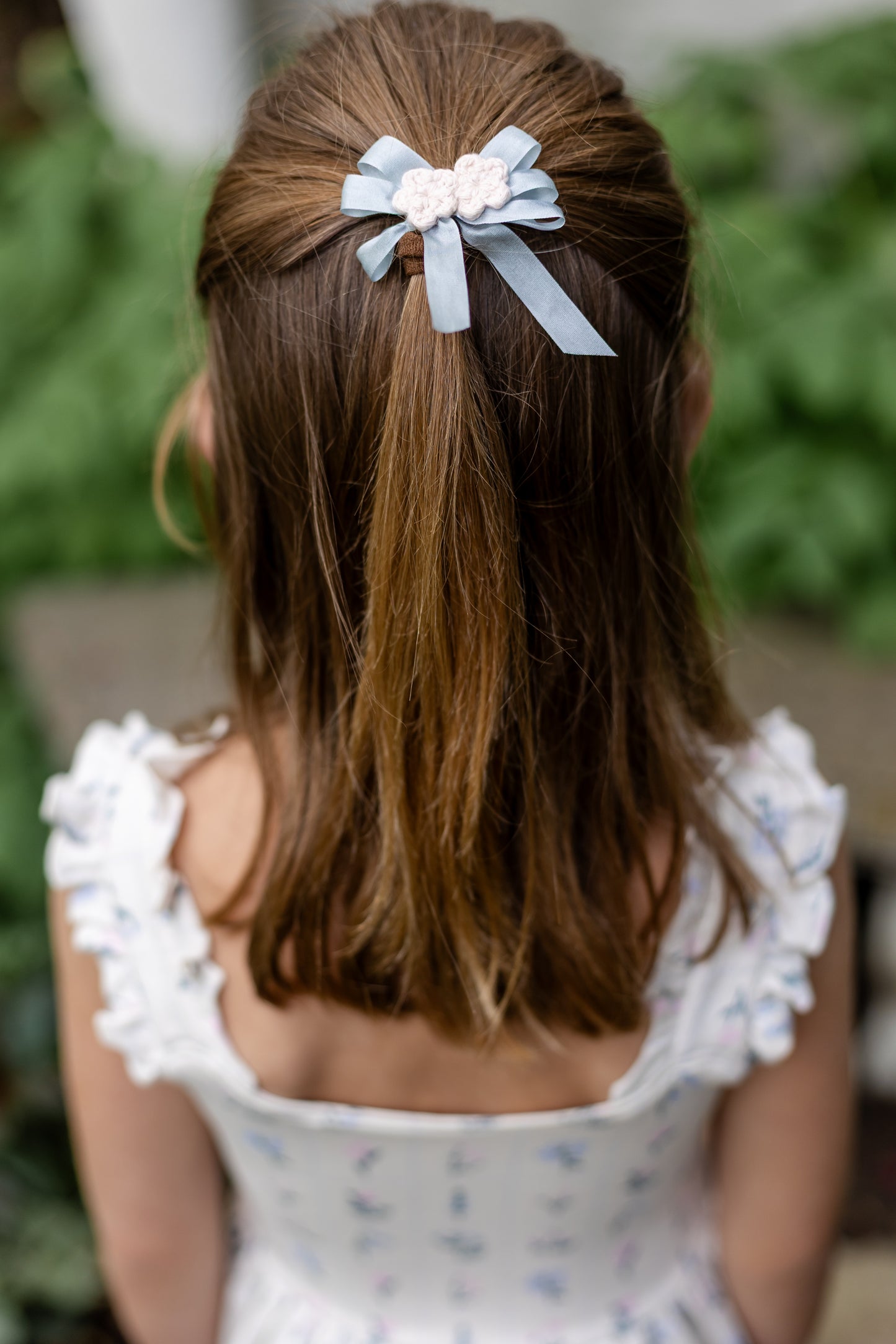 floral crochet hair tie . sky