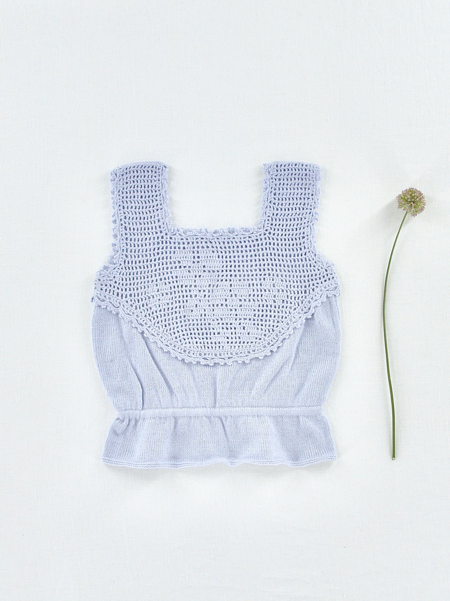primrose top . forget-me-not