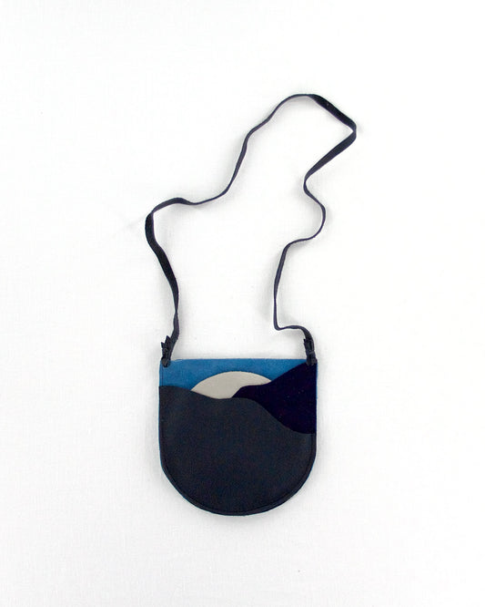 Manimal rising moon pouch