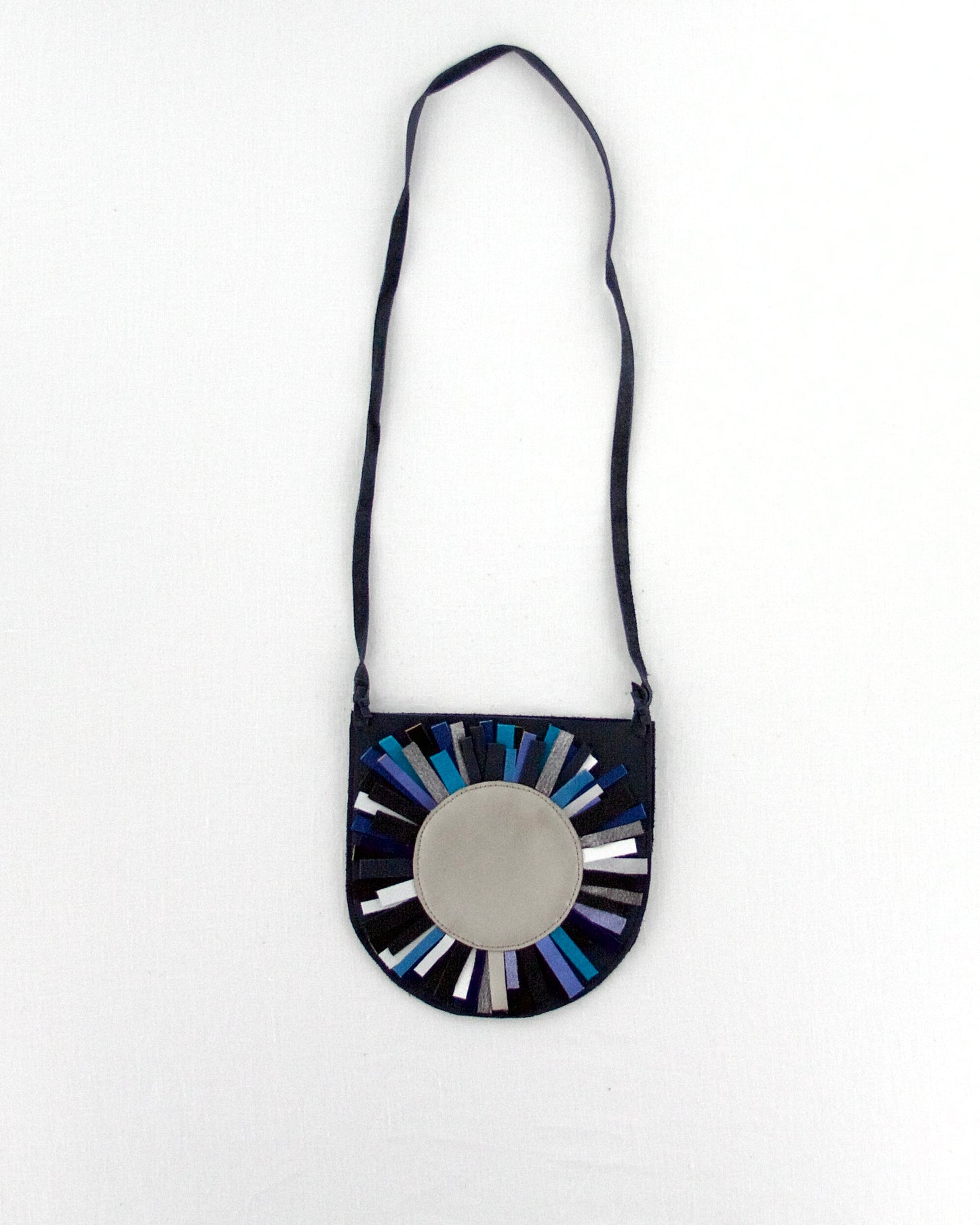 Manimal moon glow pouch