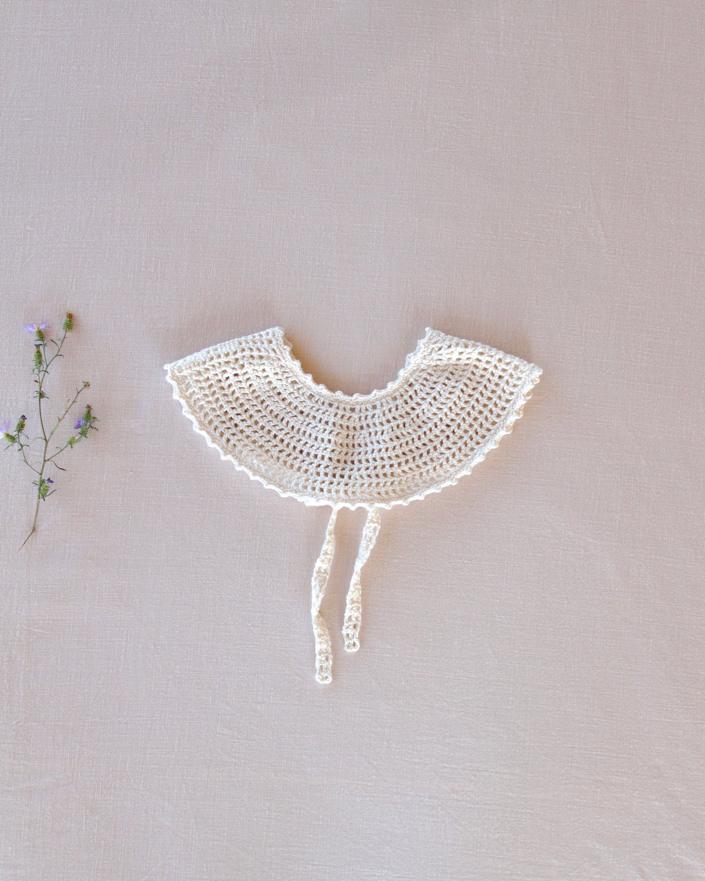 lace crochet shawl collar . natural