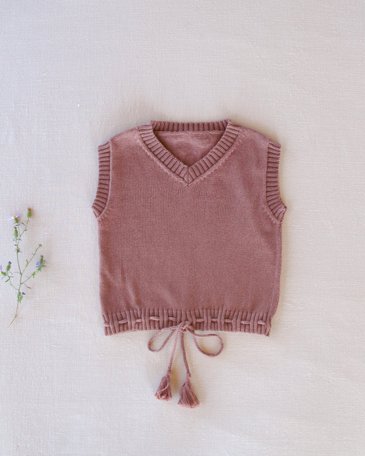 fine-knit vest . burlwood