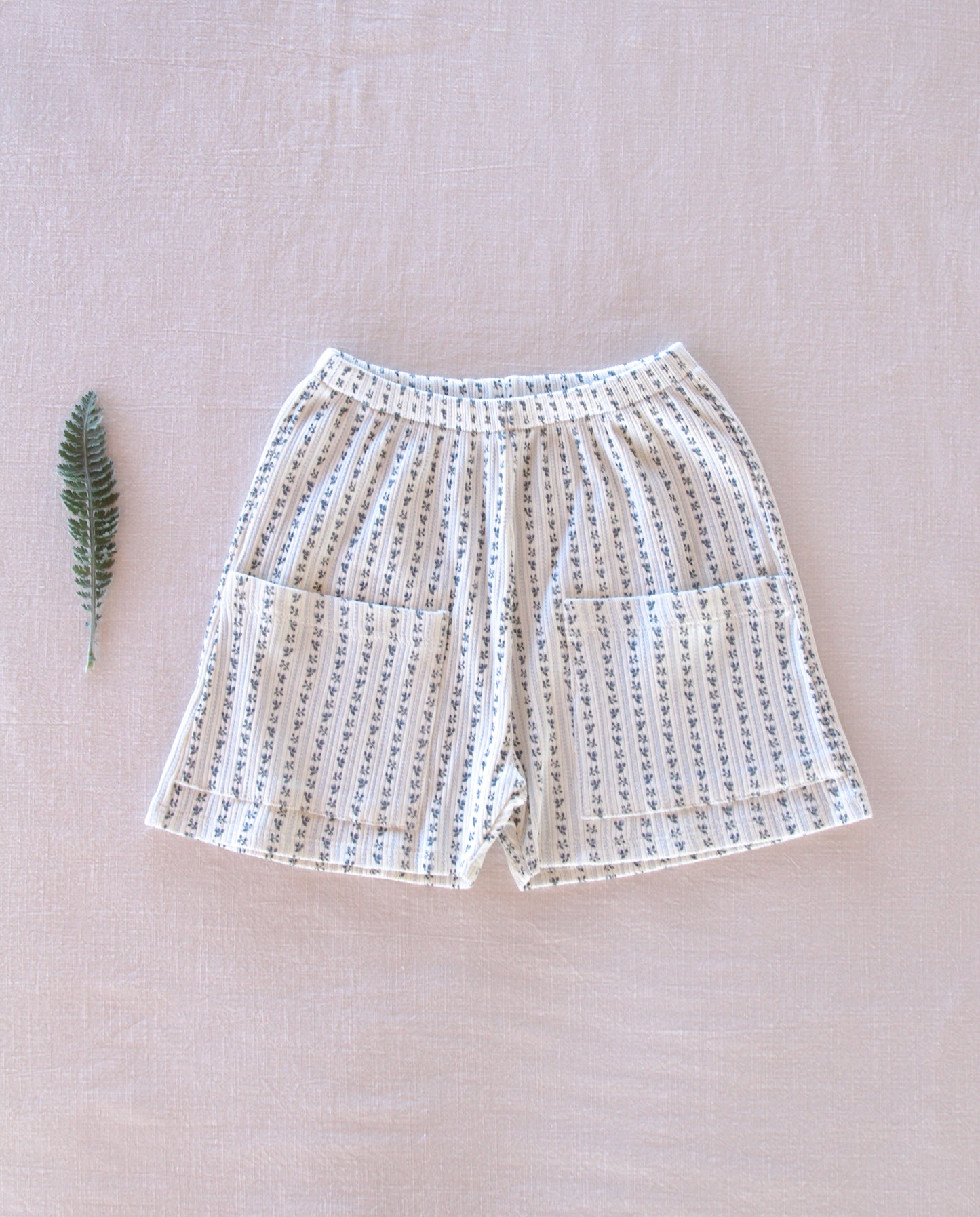 ribbed pocket shorts . wallpaper lace floral