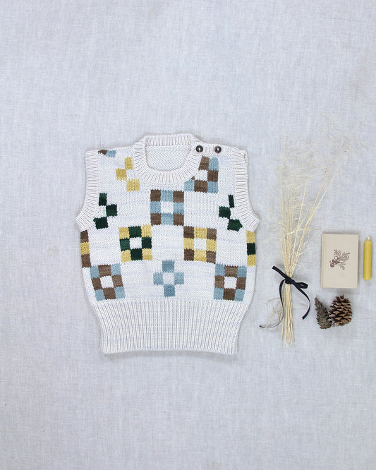 quilt block vest . cocoa