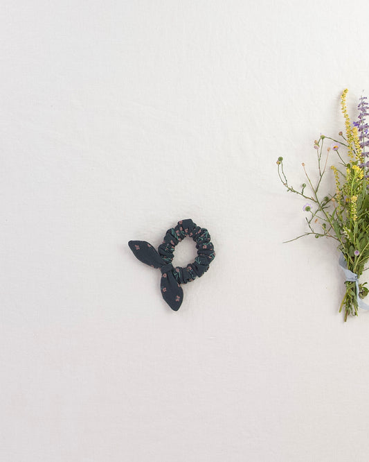 bow scrunchie