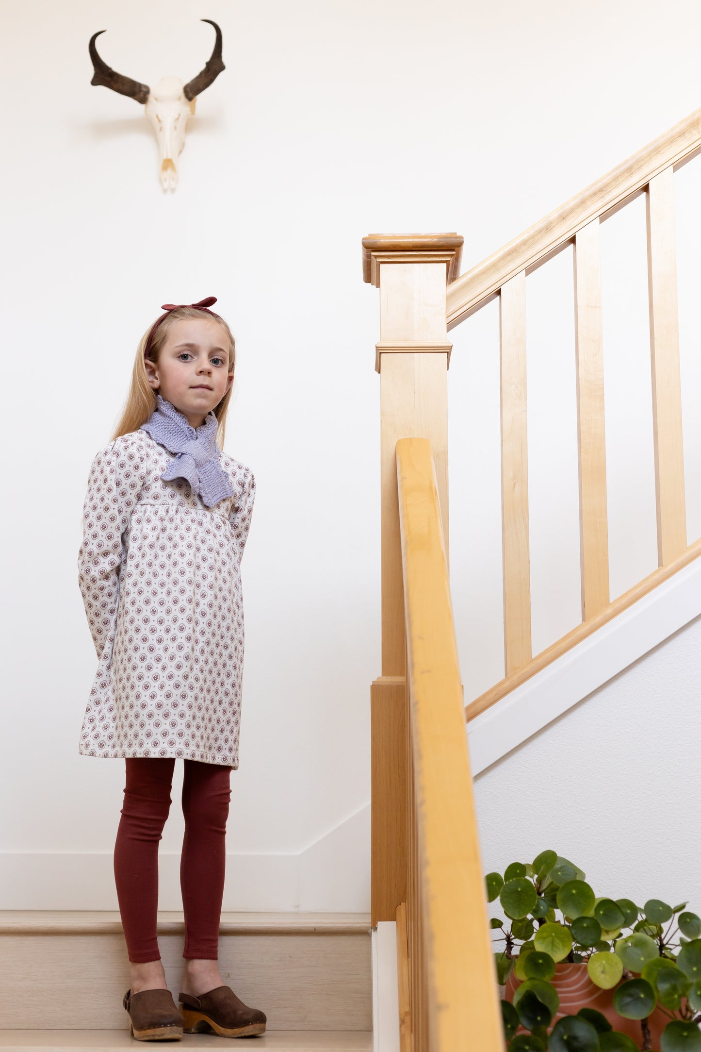 lace-edge keyhole scarf . heather