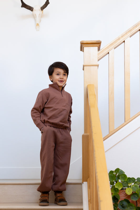 pima fleece zip sweatshirt . nutmeg