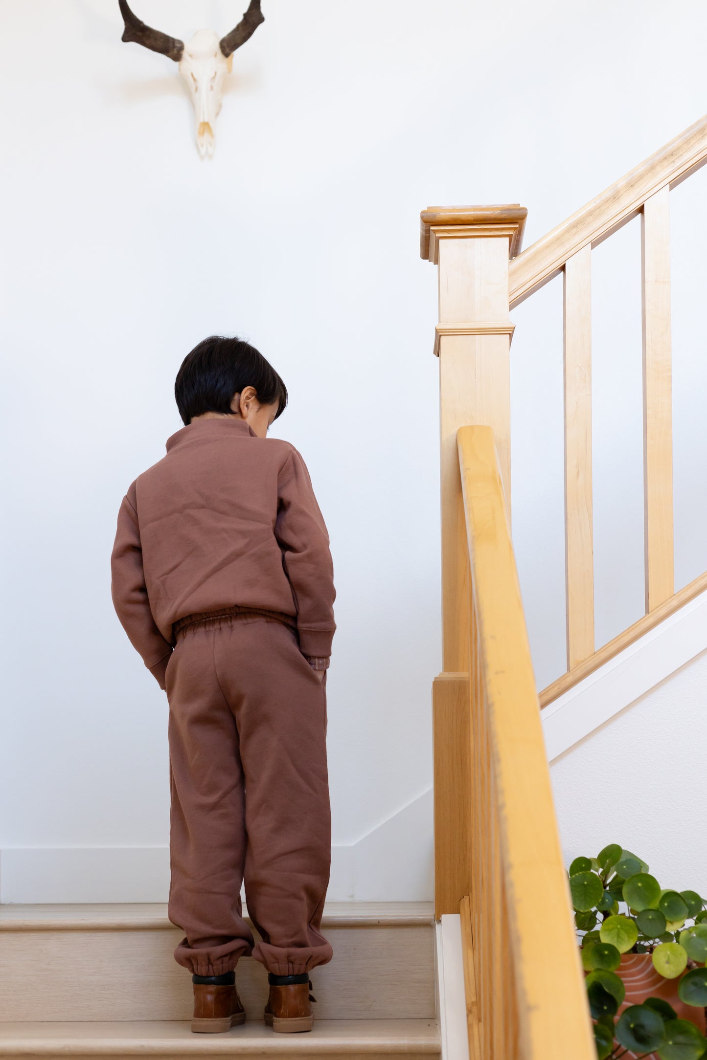 pima fleece zip sweatshirt . nutmeg