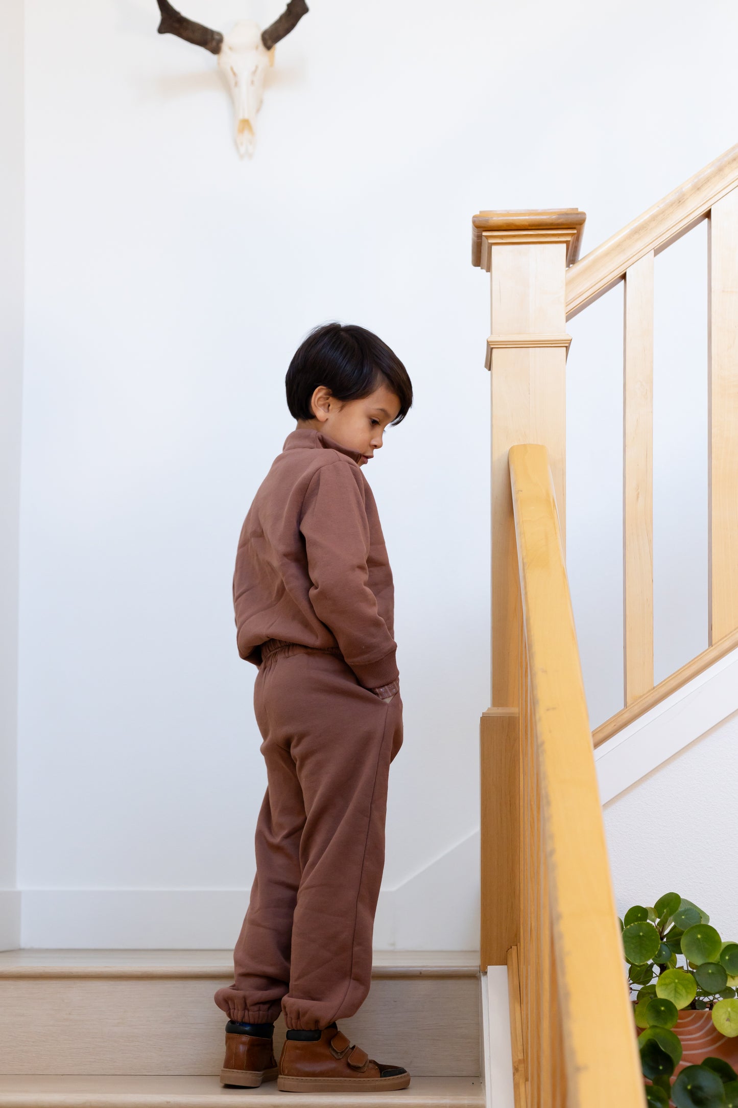 pima fleece zip sweatshirt . nutmeg